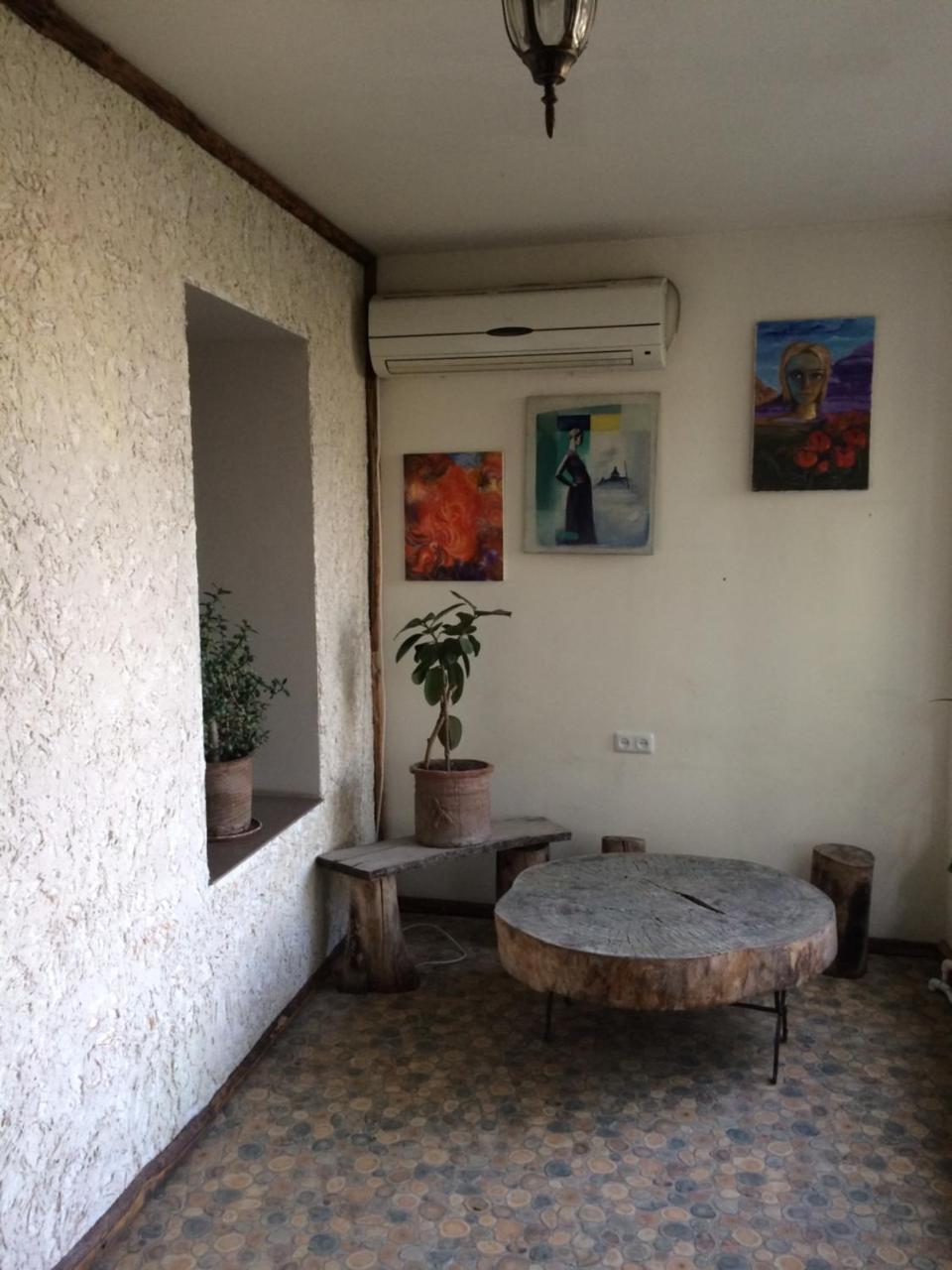 Master's House Dayan Hotel Yerevan Bagian luar foto