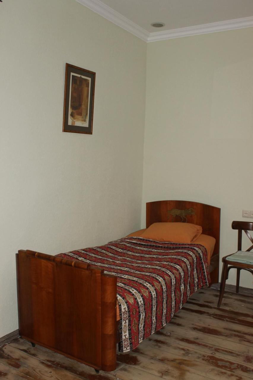 Master's House Dayan Hotel Yerevan Bagian luar foto